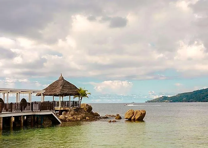 Fisherman's Cove 4*