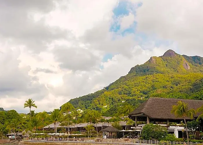 Fisherman's Cove Resort 4*